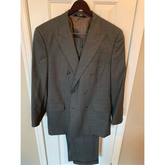 Jos a bank gray suit  jacket size 41R and pants 33R 3 button suit - Picture 1 of 11